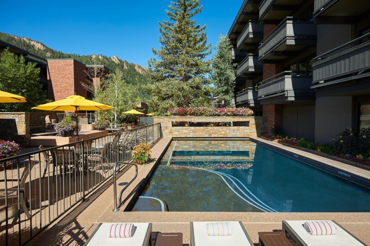 Aspen Square Condominium Hotel Екстер'єр фото