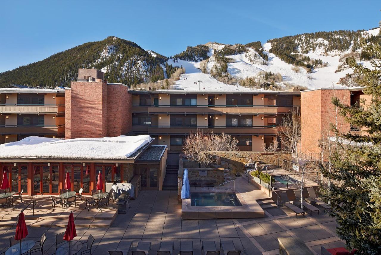 Aspen Square Condominium Hotel Екстер'єр фото
